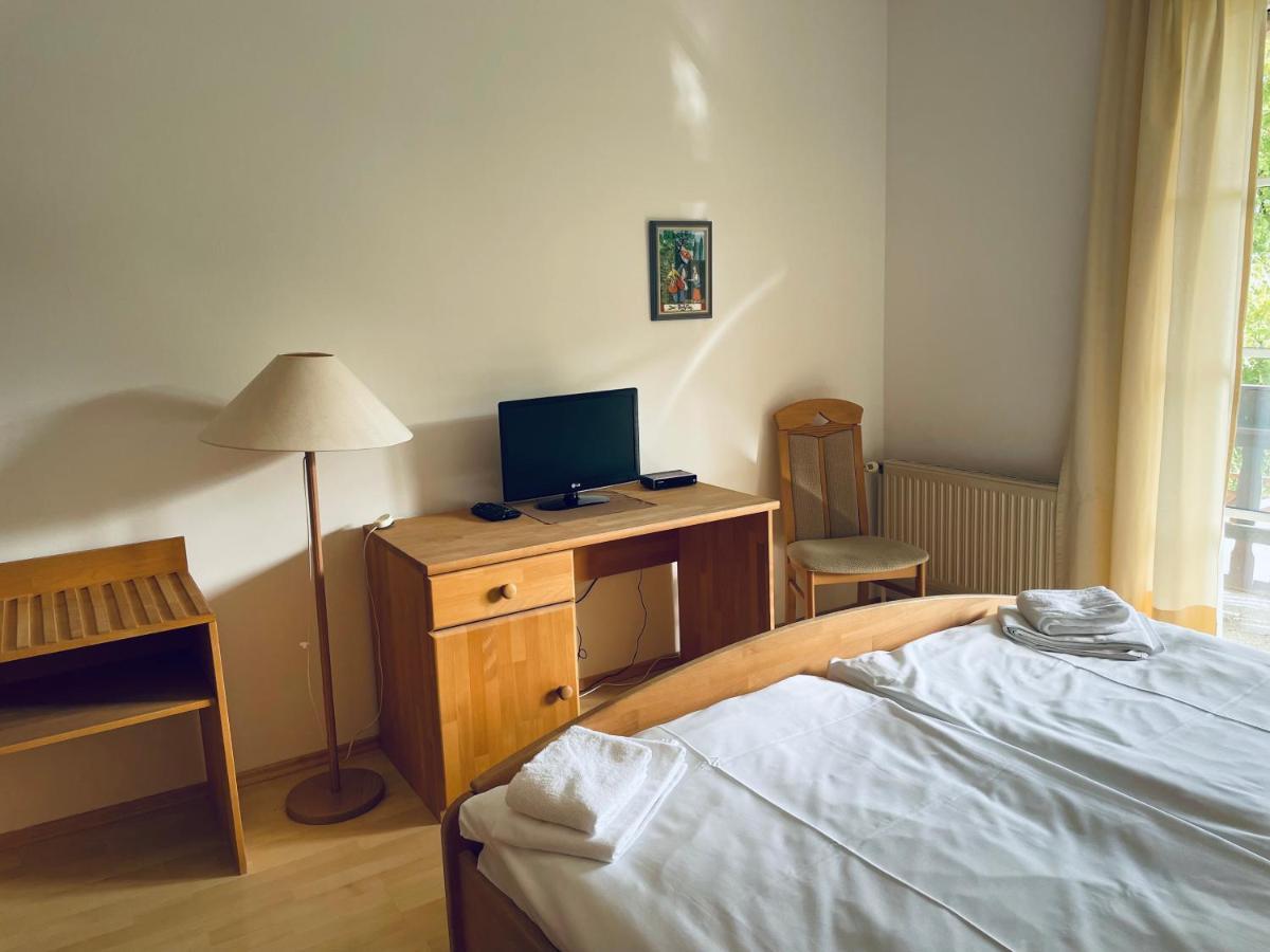 Stiftstaverne Klein Mariazell エクステリア 写真